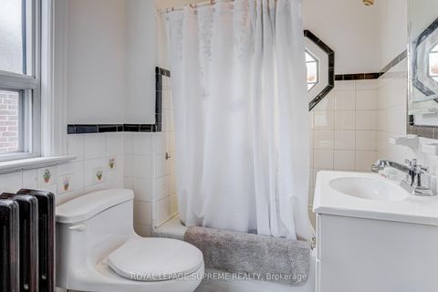Photo 22 at 152 Parkhurst Boulevard, Leaside, Toronto