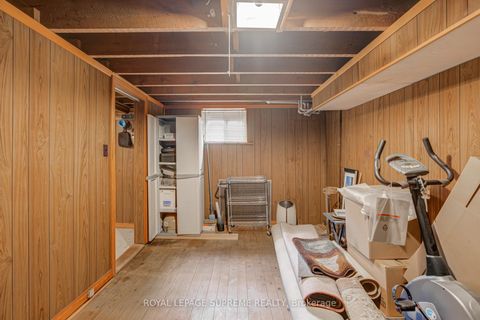 Photo 29 at 152 Parkhurst Boulevard, Leaside, Toronto