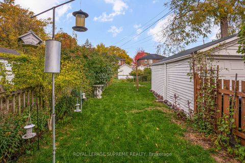 Photo 39 at 152 Parkhurst Boulevard, Leaside, Toronto