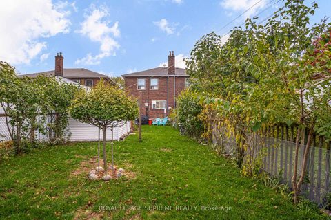 Photo 41 at 152 Parkhurst Boulevard, Leaside, Toronto