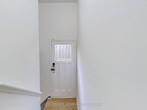 Photo 22 at 4 Porchester Drive N, Woburn, Toronto