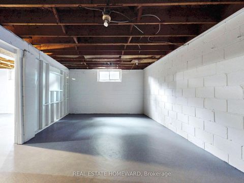 Photo 28 at 4 Porchester Drive N, Woburn, Toronto