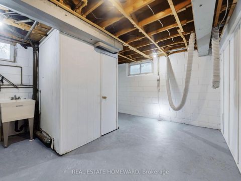 Photo 30 at 4 Porchester Drive N, Woburn, Toronto