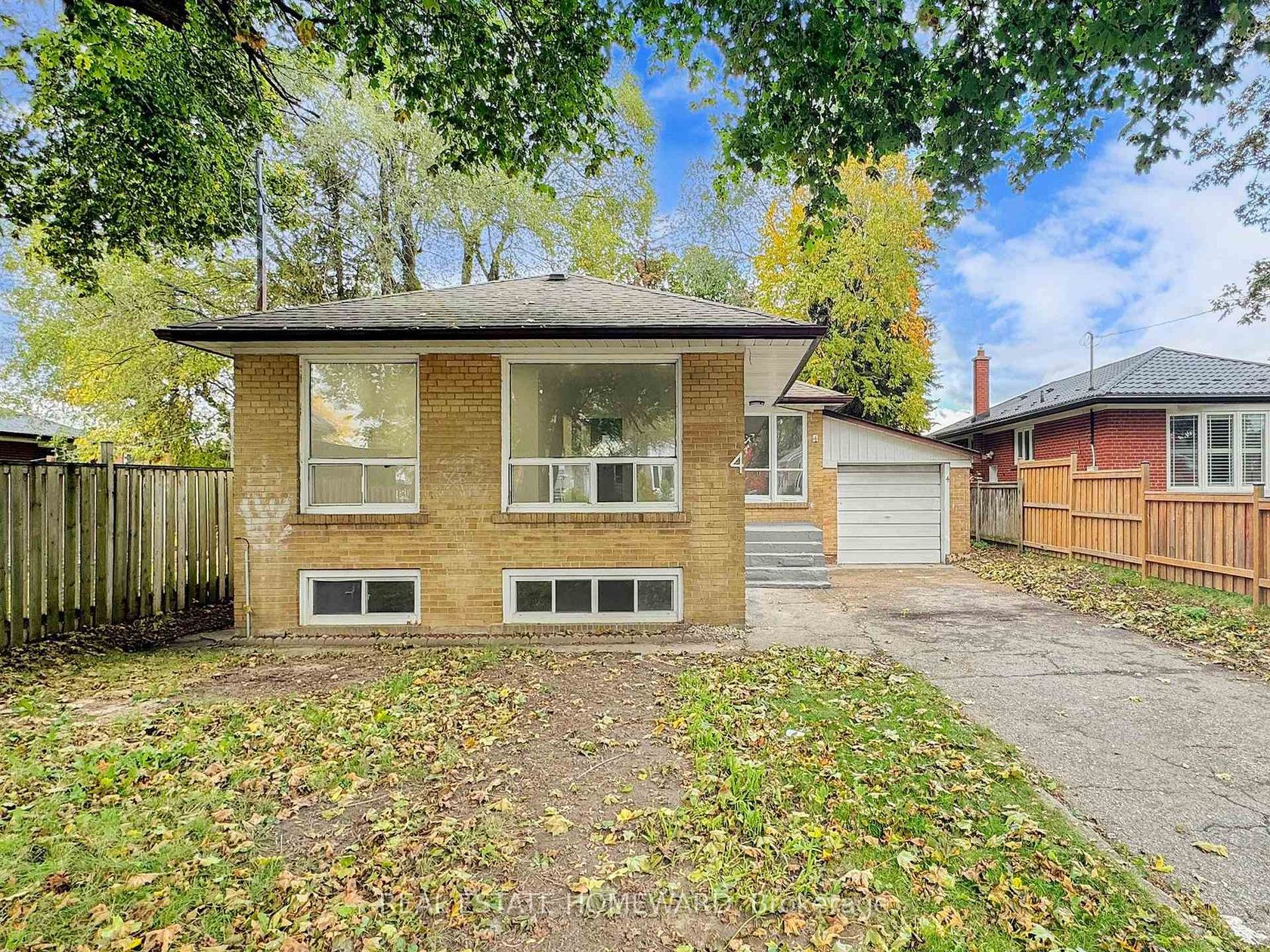Photo 1 at 4 Porchester Drive N, Woburn, Toronto Photo 1 at 4 Porchester Drive N, Woburn, Toronto