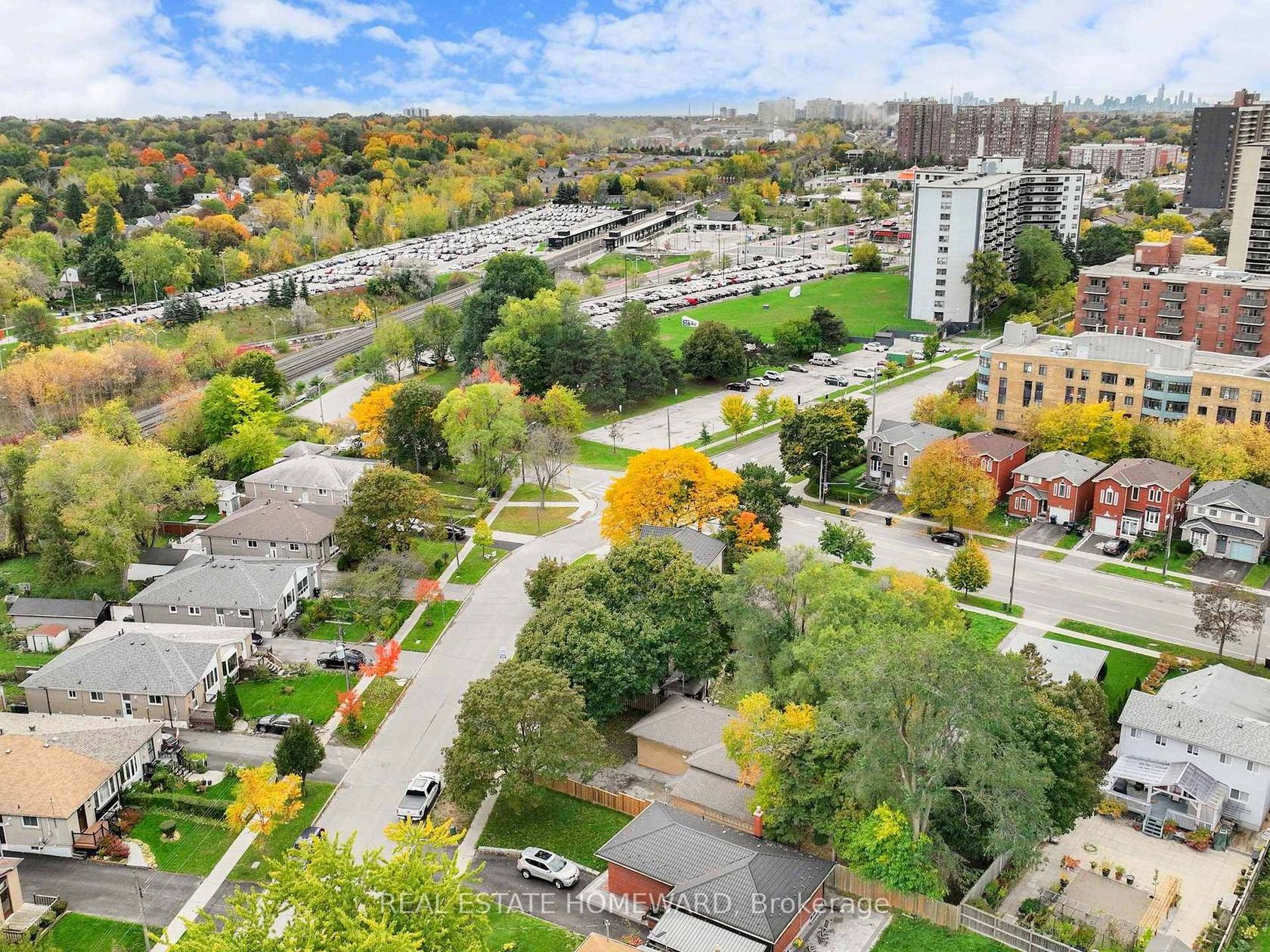Photo 38 at 4 Porchester Drive N, Woburn, Toronto Photo 38 at 4 Porchester Drive N, Woburn, Toronto