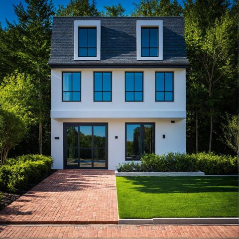 Photo 1 at 96 Dunedin Drive, Kingsway South, Toronto
