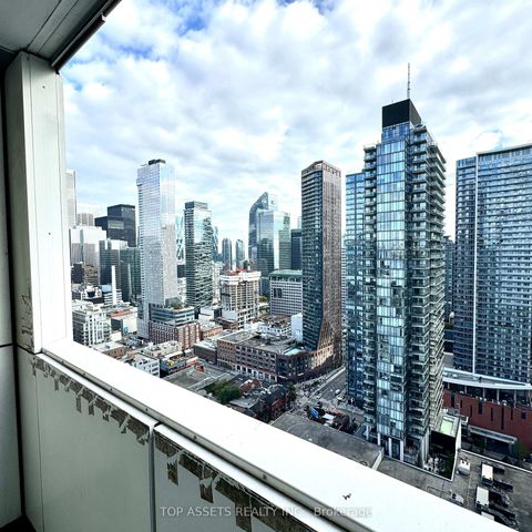 Photo 9 at 3006 - 318 Richmond Street W, Waterfront Communities C1, Toronto