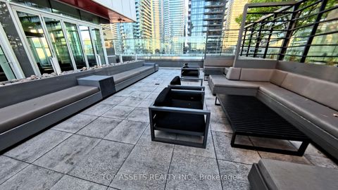 Photo 12 at 3006 - 318 Richmond Street W, Waterfront Communities C1, Toronto