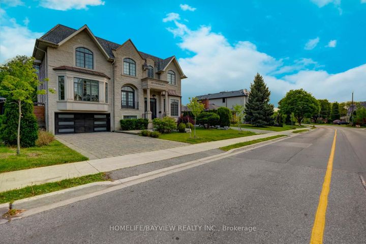 Photo 1 at 52B Citation Drive, Bayview Village, Toronto