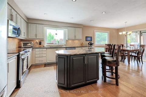 Photo 13 at 852 Norwick Road, Wyndham, Newmarket