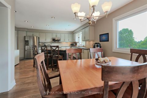 Photo 15 at 852 Norwick Road, Wyndham, Newmarket