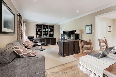 Photo 17 at 852 Norwick Road, Wyndham, Newmarket