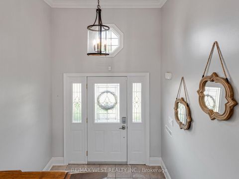 Photo 19 at 553 King Street E, Moss Park, Toronto