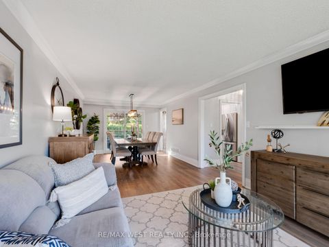 Photo 22 at 553 King Street E, Moss Park, Toronto