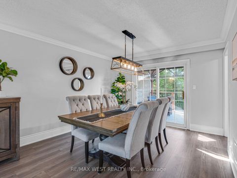 Photo 27 at 553 King Street E, Moss Park, Toronto