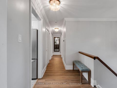 Photo 34 at 553 King Street E, Moss Park, Toronto