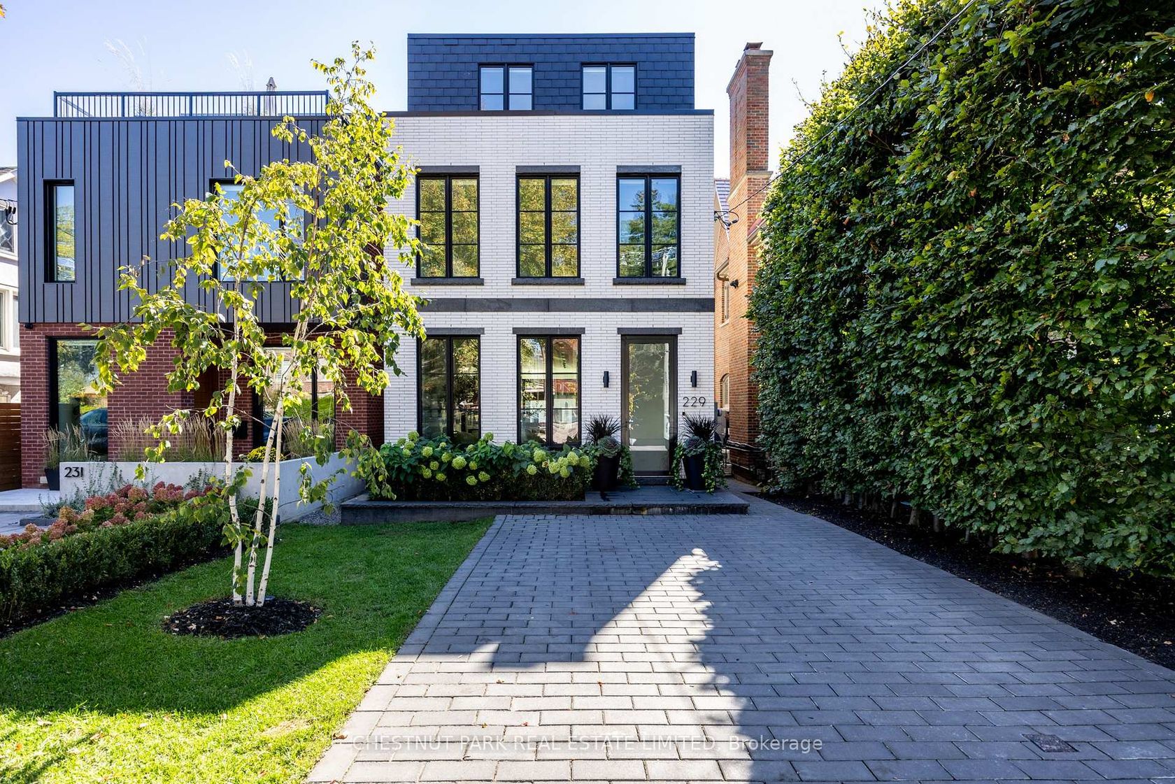 229 Sheldrake Boulevard, Mount Pleasant East, Toronto 