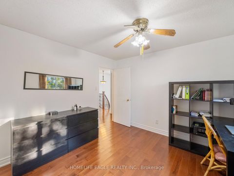 Photo 9 at 55 Attridge Drive, Aurora Village, Aurora