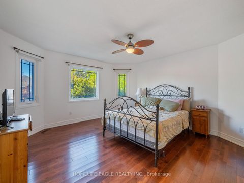 Photo 12 at 55 Attridge Drive, Aurora Village, Aurora