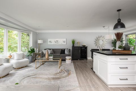 Photo 9 at 1220 LAMBETH Road, FA Falgarwood, Oakville