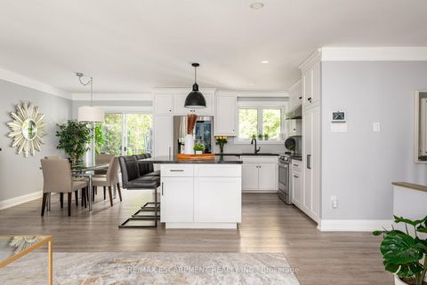 Photo 11 at 1220 LAMBETH Road, FA Falgarwood, Oakville