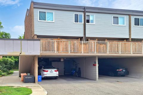 Photo 21 at 85 - 237 Milestone Crescent, Aurora Village, Aurora