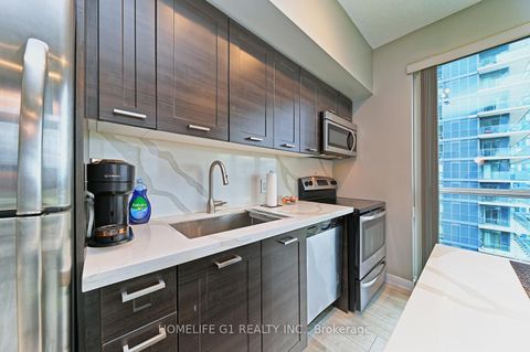 Photo 18 at 8 - 2212 Lakeshore Boulevard, Mimico, Toronto