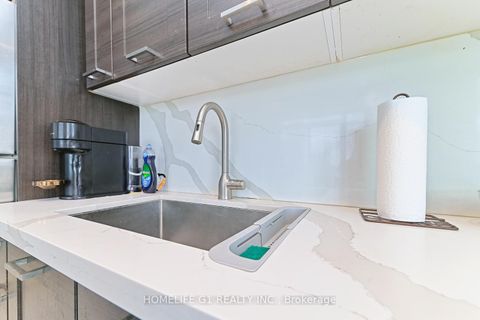 Photo 19 at 8 - 2212 Lakeshore Boulevard, Mimico, Toronto