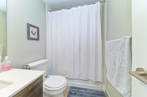 Photo 32 at 8 - 2212 Lakeshore Boulevard, Mimico, Toronto