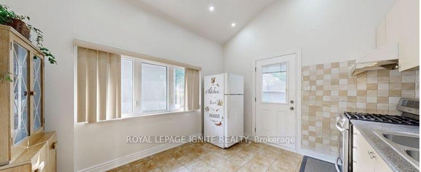 Photo 9 at 140 Benleigh Drive, Woburn, Toronto Photo 9 at 140 Benleigh Drive, Woburn, Toronto
