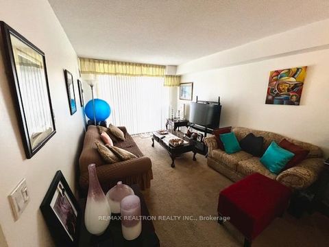 Photo 8 at 726 - 3650 Kingston Road, Guildwood, Toronto