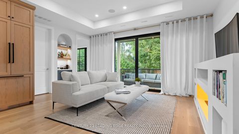 Photo 12 at 197 Glen Oak Drive, WO West, Oakville