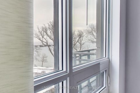 Photo 15 at 525 - 3500 Lakeshore Road W, BR Bronte, Oakville