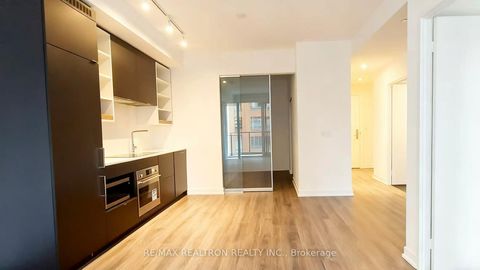 Photo 2 at 1011 - 20 Edward Street, Bay Street Corridor, Toronto