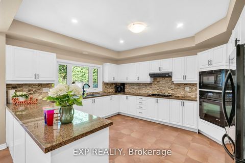 Photo 9 at 959 Lockwood Circle, Wyndham, Newmarket