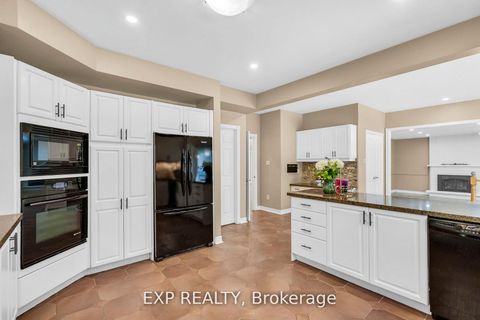 Photo 11 at 959 Lockwood Circle, Wyndham, Newmarket