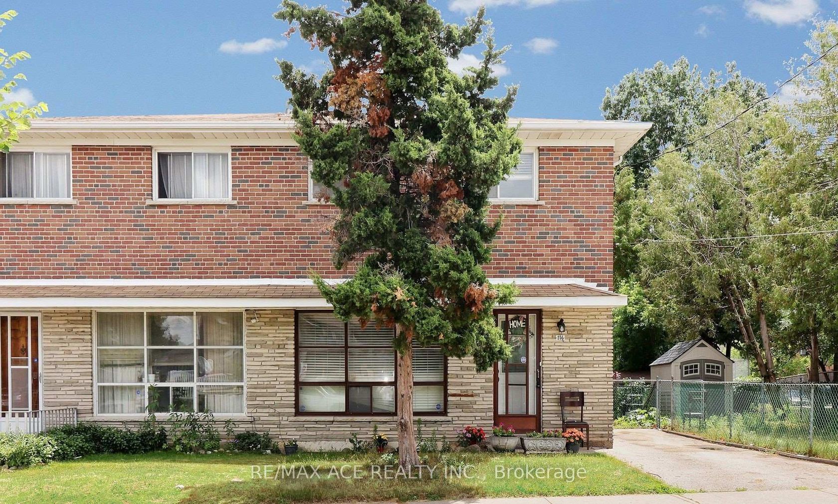 116 Elnathan Crescent, Humber Summit, Toronto 