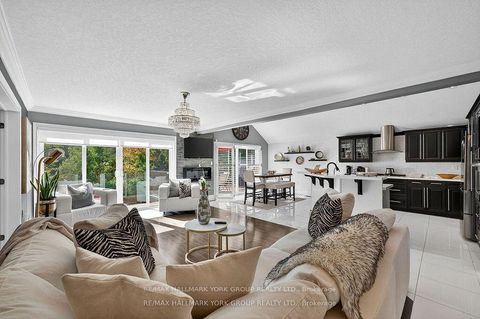 Photo 11 at 93 Seline Crescent, Painswick South, Barrie