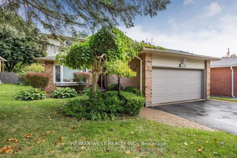 Photo 2 at 230 Browning Trail, Letitia Heights, Barrie Photo 2 at 230 Browning Trail, Letitia Heights, Barrie