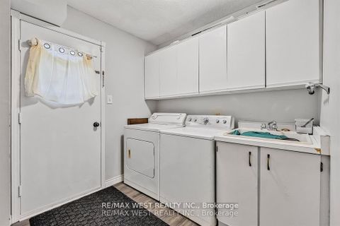Photo 12 at 230 Browning Trail, Letitia Heights, Barrie