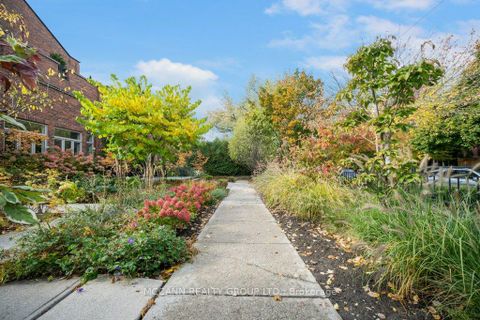 Photo 4 at 208 - 65 Sheldrake Boulevard, Mount Pleasant East, Toronto
