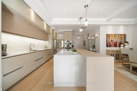 Photo 12 at 208 - 65 Sheldrake Boulevard, Mount Pleasant East, Toronto