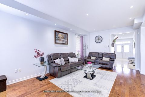 Photo 10 at 40 Killington Avenue, Kleinburg, Vaughan
