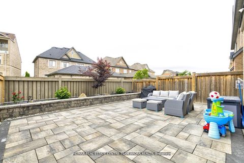 Photo 46 at 40 Killington Avenue, Kleinburg, Vaughan