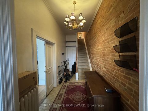 Photo 2 at 109 Gloucester Street, Yonge Corridor, Toronto