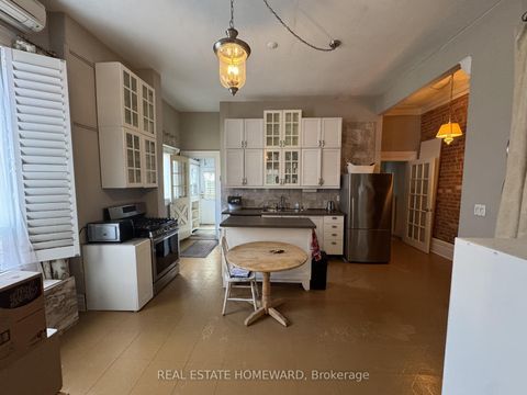 Photo 6 at 109 Gloucester Street, Yonge Corridor, Toronto