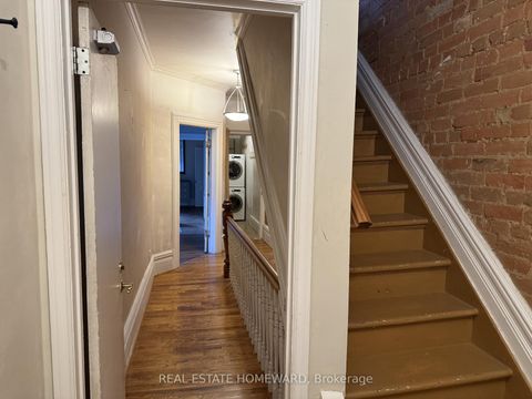 Photo 10 at 109 Gloucester Street, Yonge Corridor, Toronto