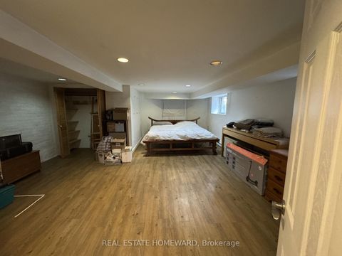 Photo 24 at 109 Gloucester Street, Yonge Corridor, Toronto