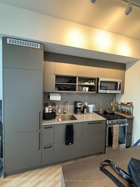 Photo 4 at 705 - 135 EAST LIBERTY Street, Niagara, Toronto