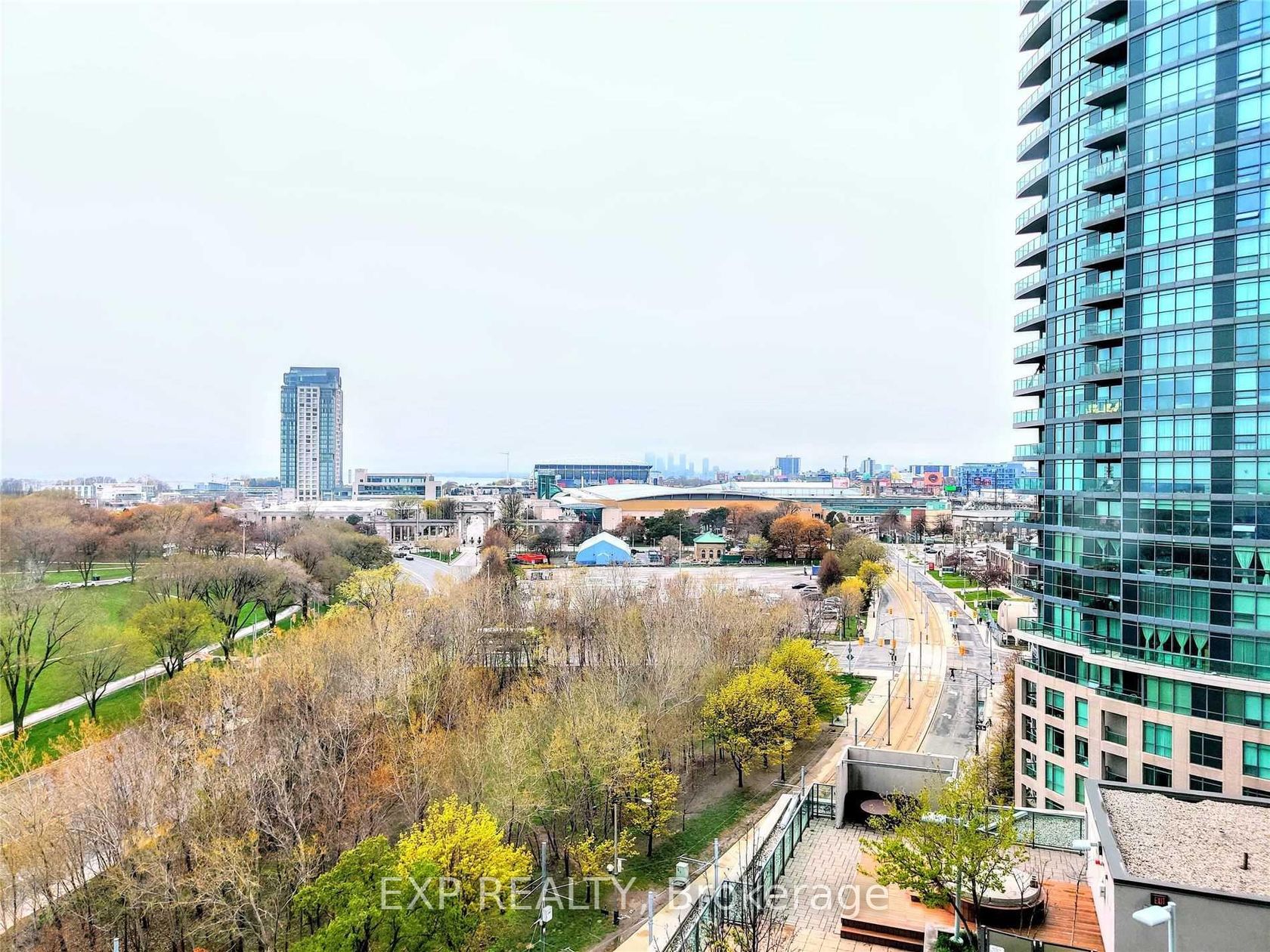 Photo 14 at 1206 - 215 Fort York Boulevard, Niagara, Toronto Photo 14 at 1206 - 215 Fort York Boulevard, Niagara, Toronto